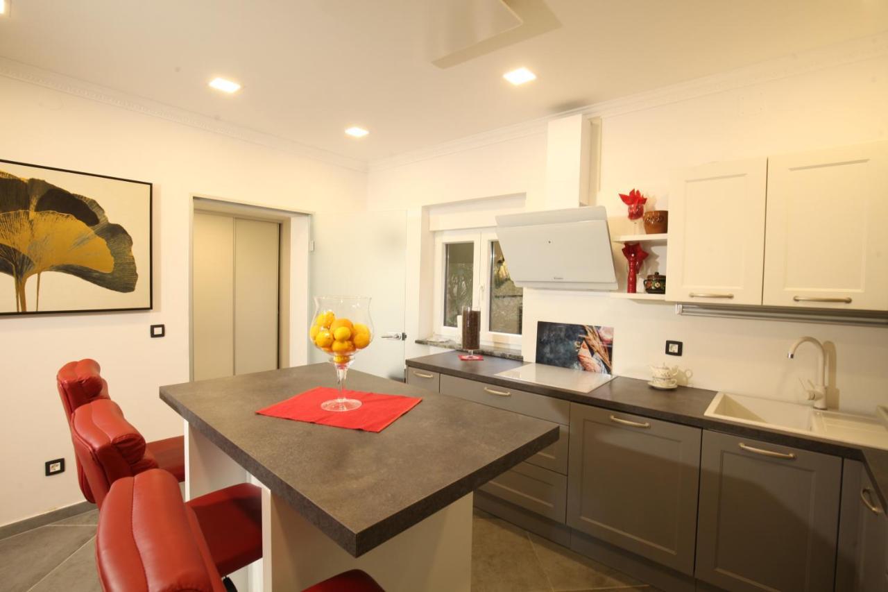 Luxurious seaview apartment Šibenik Extérieur photo